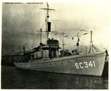 Submarine chaser SC 341 - T. Woofenden Collection