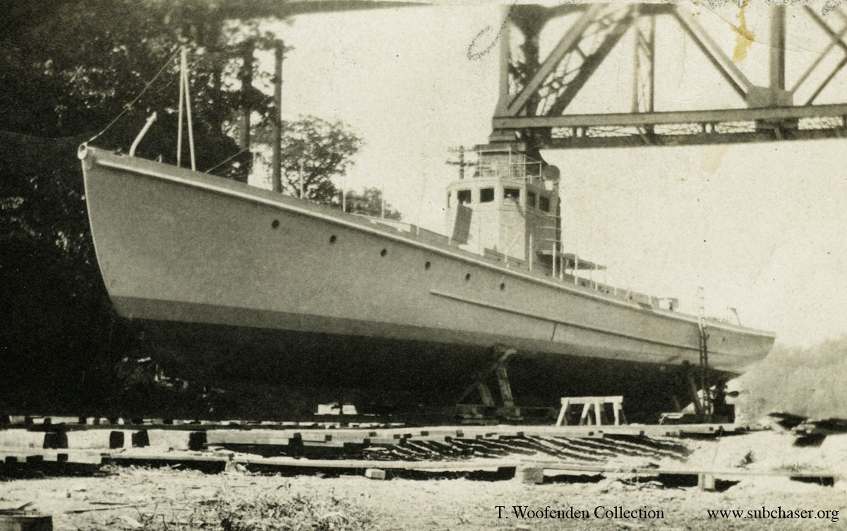 Chaser at Rocky River Dry Dock. T. Woofenden Collection.