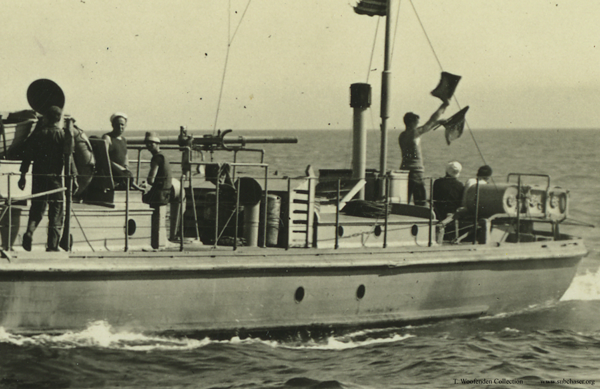 Davis deck gun