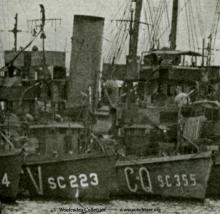 Photograph of submarine chasers SC 223 and SC 355. T. Woofenden Collection.
